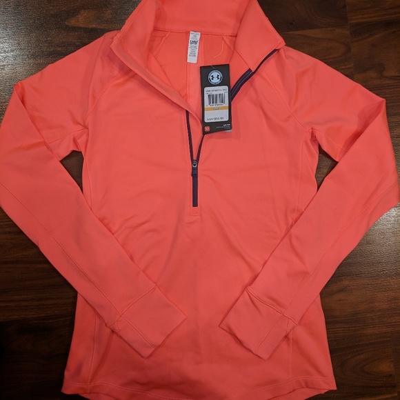 UnderArmour Fitted Pullover - Picture 2 of 3